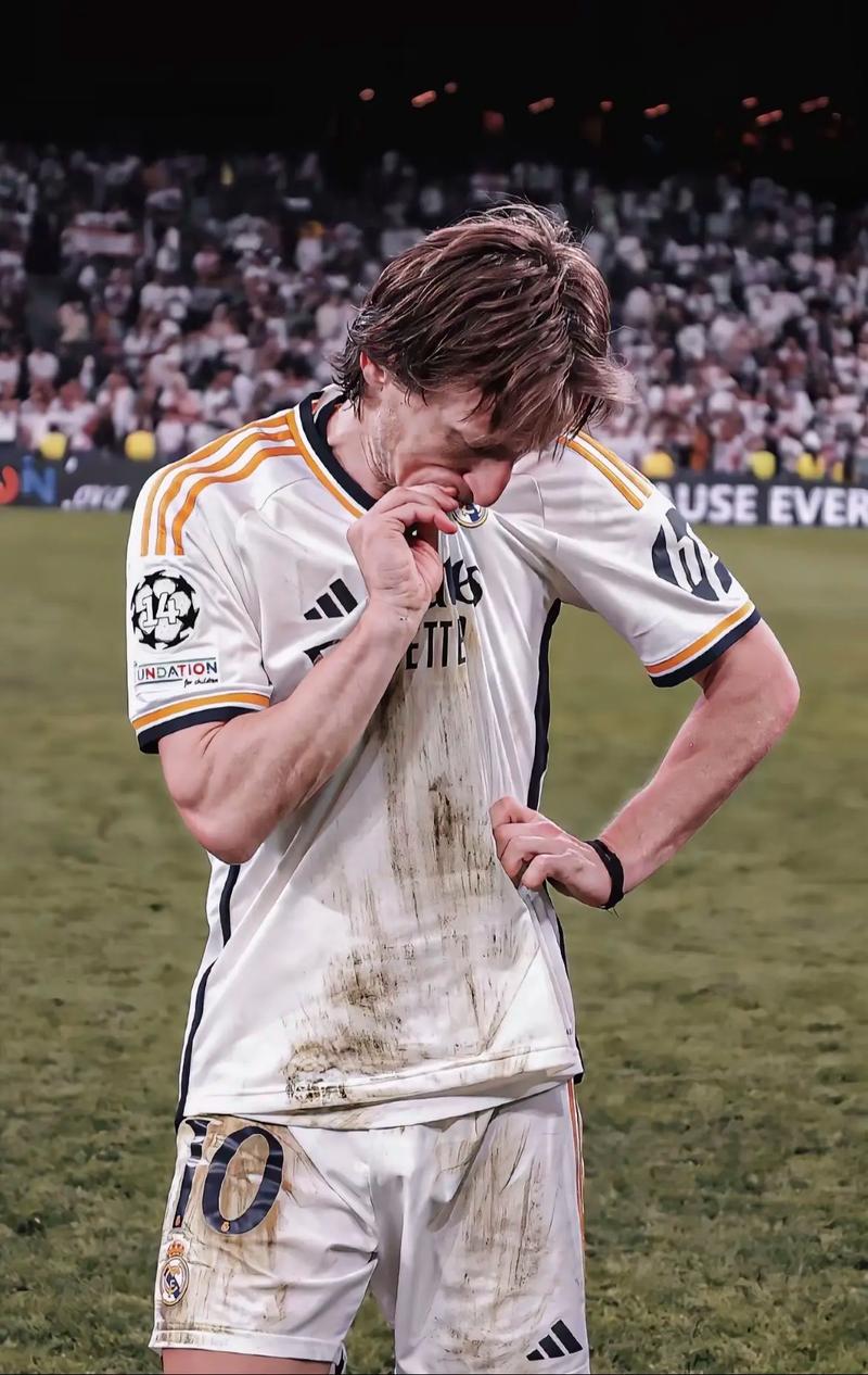 [法甲]南野拓实制胜球 摩纳哥力克巴黎圣日耳曼